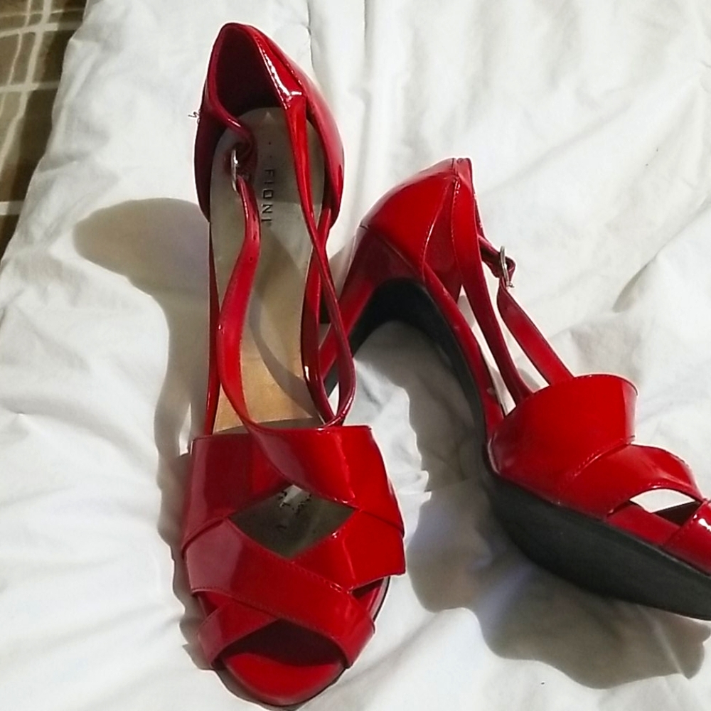 Red fioni heels